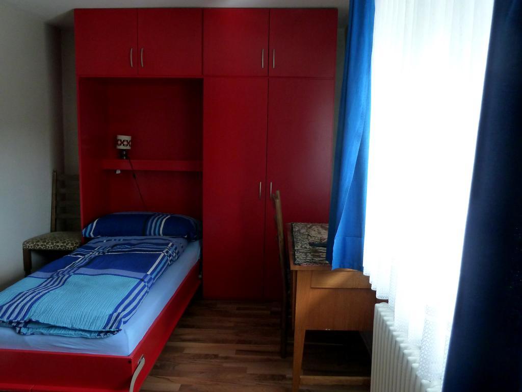 Backpackers Gasthaus Post Willisau Habitación foto